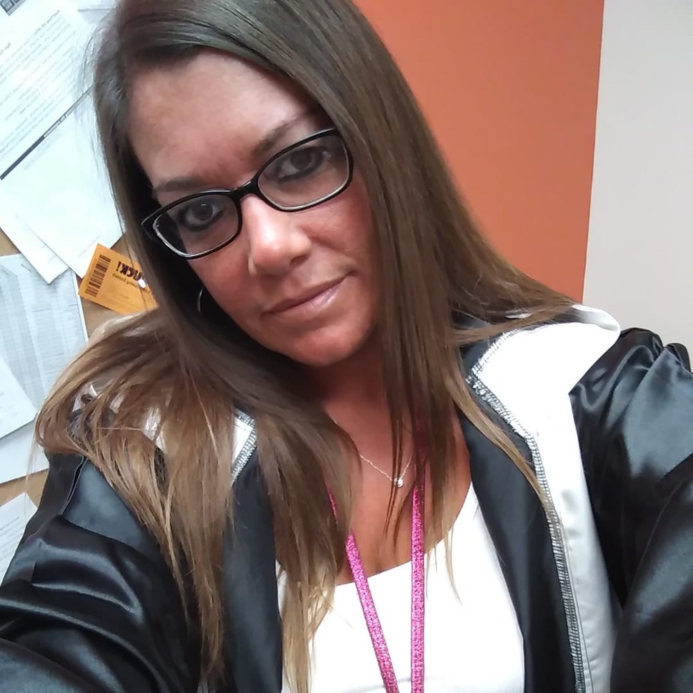 Meet your Posher, Sharon